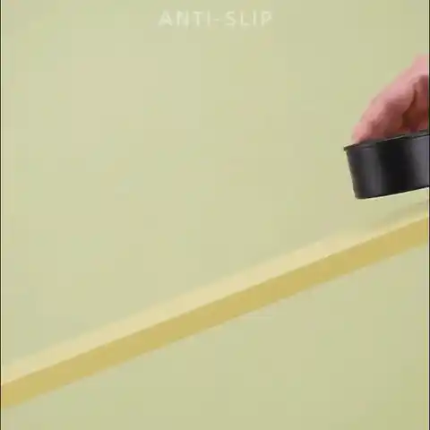 Anti-slip GIF